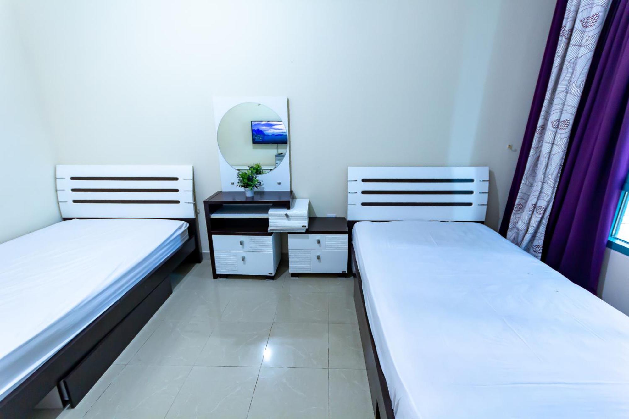 Big Rooms For ' Girls ' Only At Dubai, Marina Exterior photo
