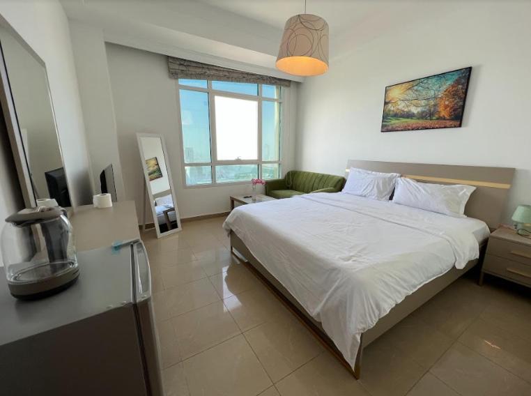 Big Rooms For ' Girls ' Only At Dubai, Marina Exterior photo